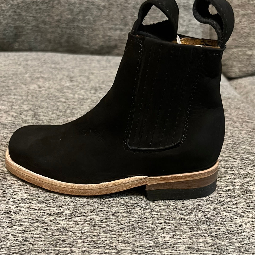 Black kid’s Ankle Boots size 10