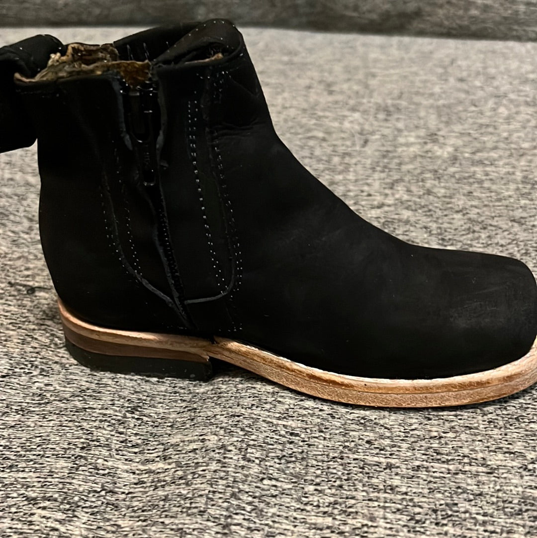 Black Kid’s Ankle Boots size 9.5